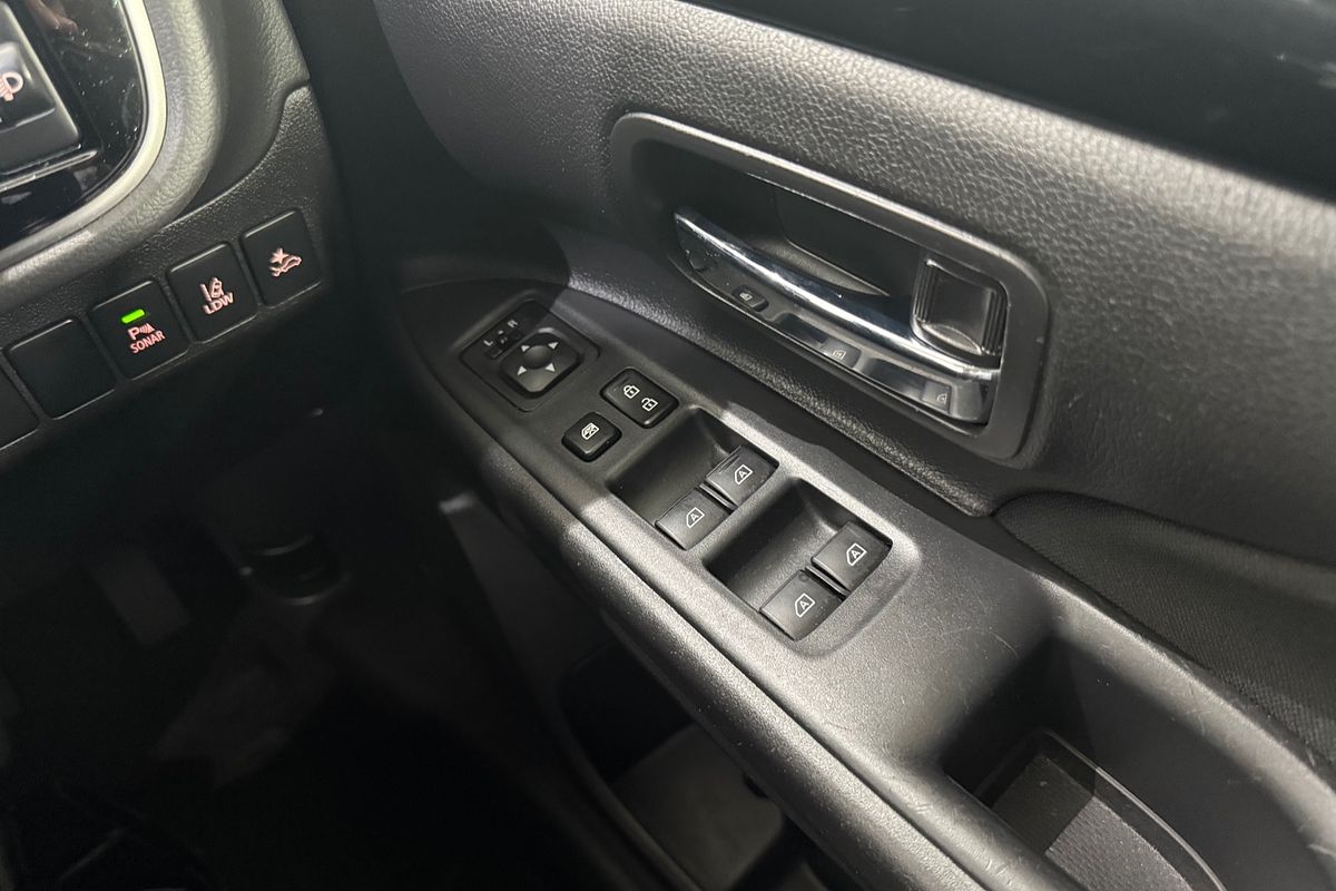 2020 Mitsubishi Outlander ES ADAS ZL