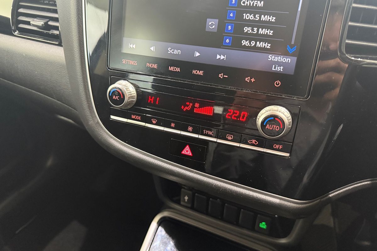 2020 Mitsubishi Outlander ES ADAS ZL