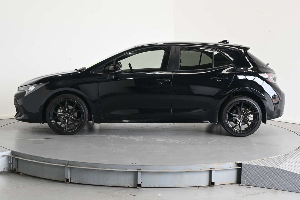 2019 Toyota Corolla Ascent Sport MZEA12R