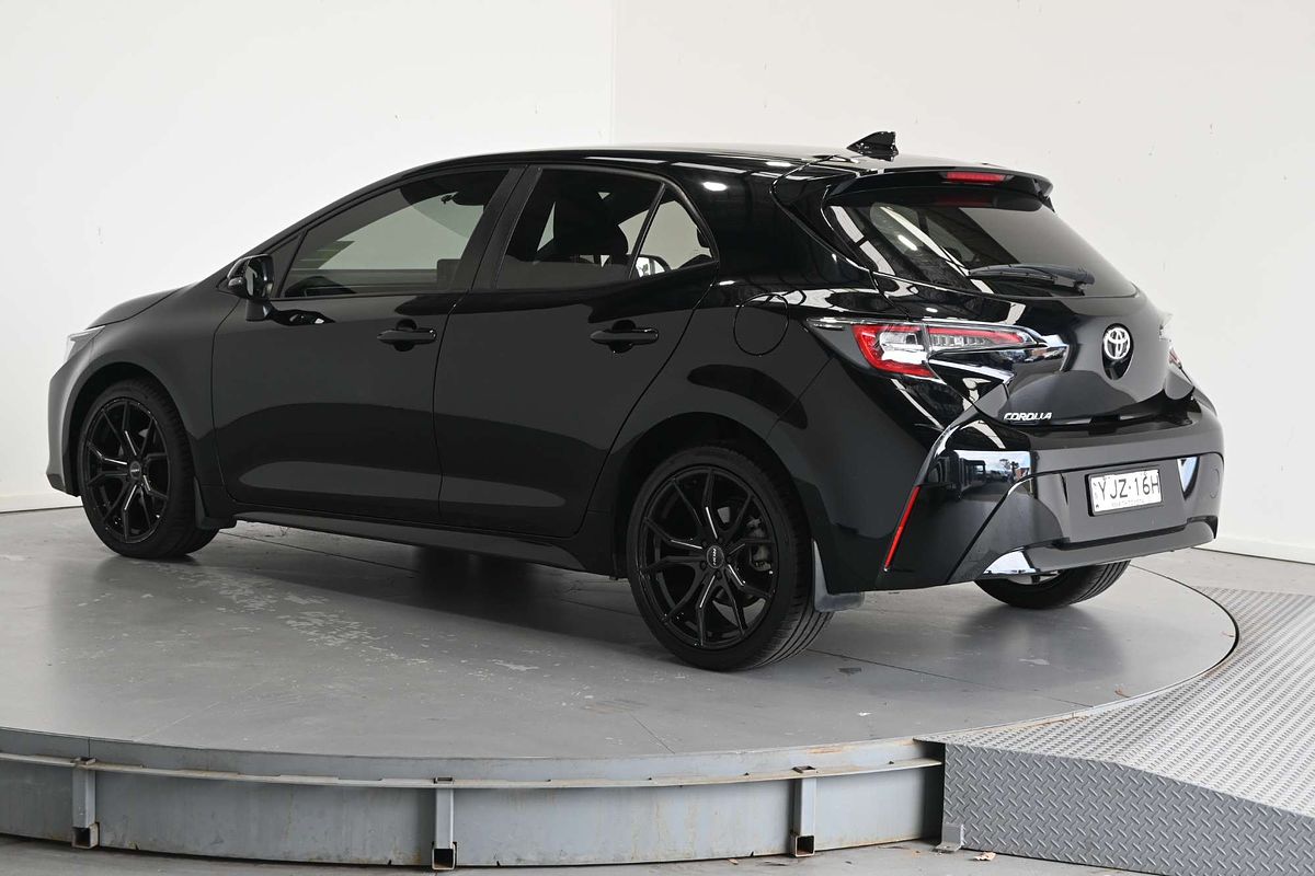2019 Toyota Corolla Ascent Sport MZEA12R