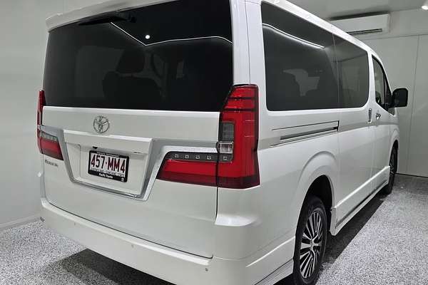 2022 Toyota Granvia GDH303R
