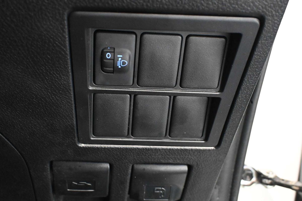 2020 Toyota Hilux Workmate TGN121R Rear Wheel Drive