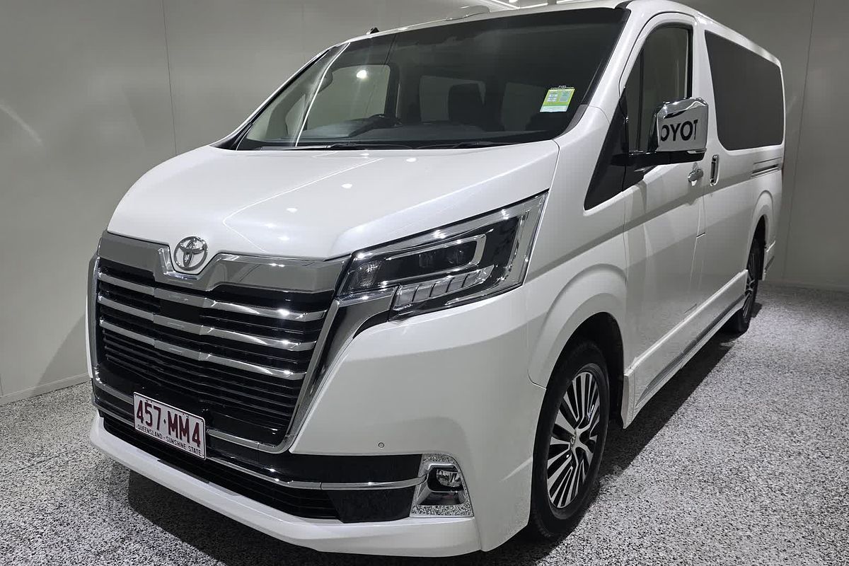 2022 Toyota Granvia GDH303R