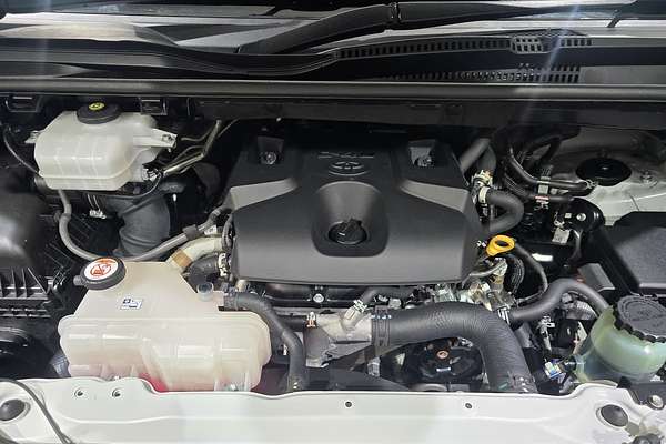 2022 Toyota Granvia GDH303R