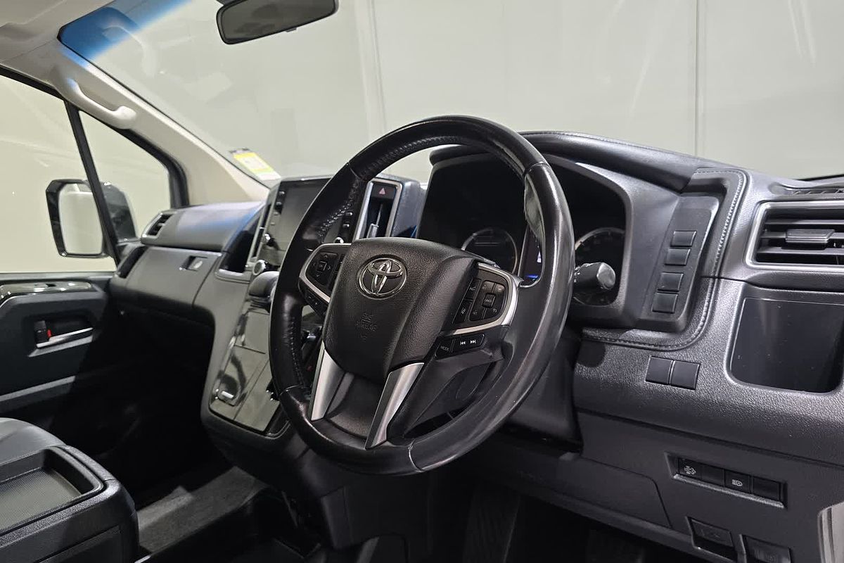 2022 Toyota Granvia GDH303R