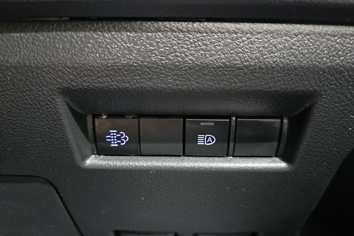 2022 Toyota Granvia GDH303R