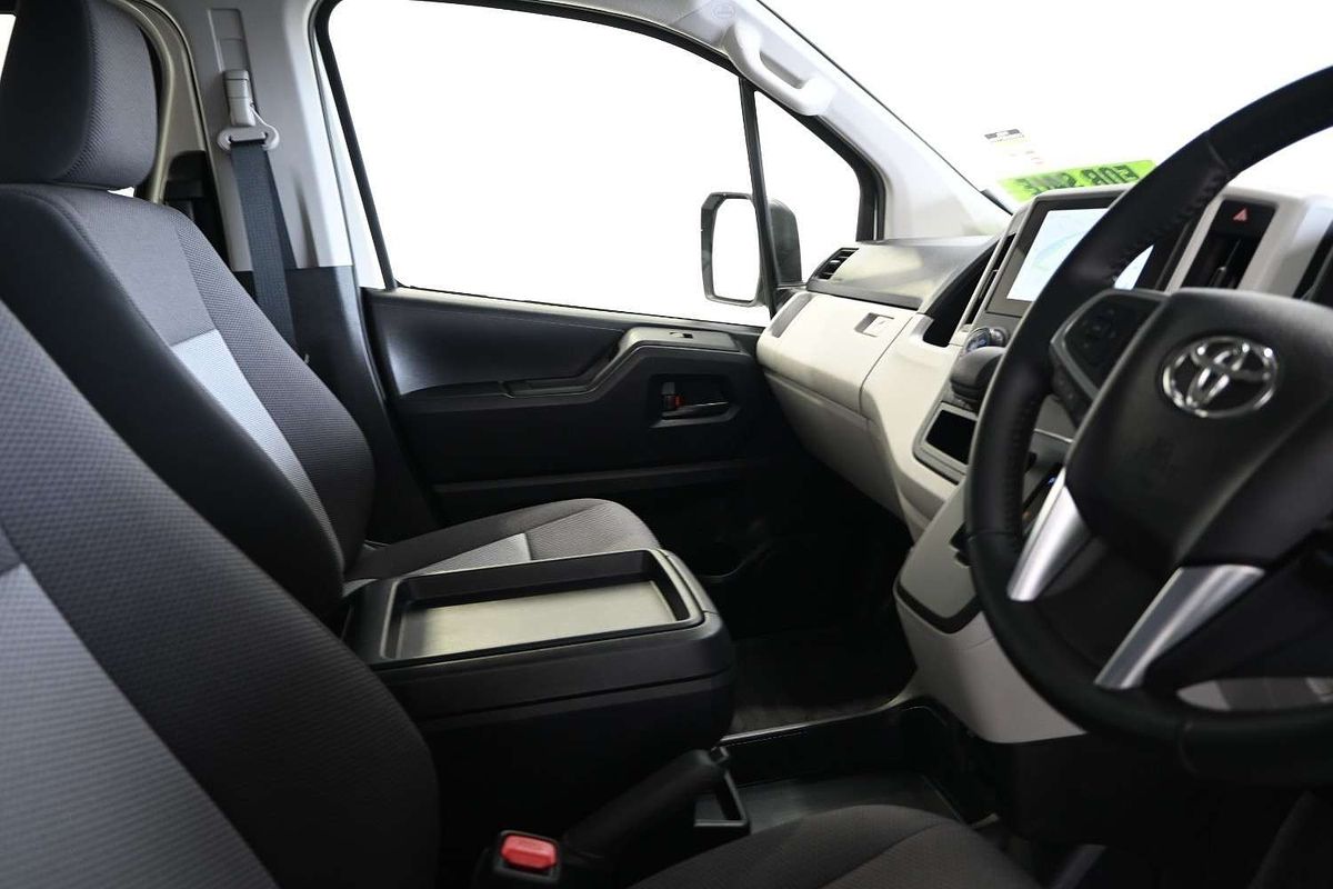 2024 Toyota Hiace GDH300R LWB