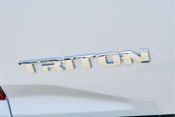 2025 Mitsubishi Triton GSR MV 4X4