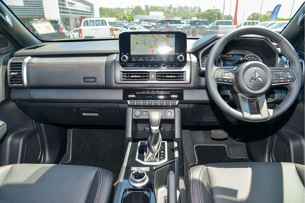 2025 Mitsubishi Triton GSR MV 4X4