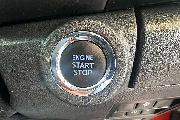 2019 Toyota Hilux Rugged X GUN126R 4X4