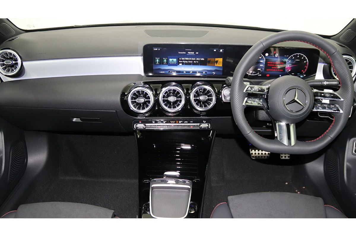 2024 Mercedes-Benz A-Class A250 V177