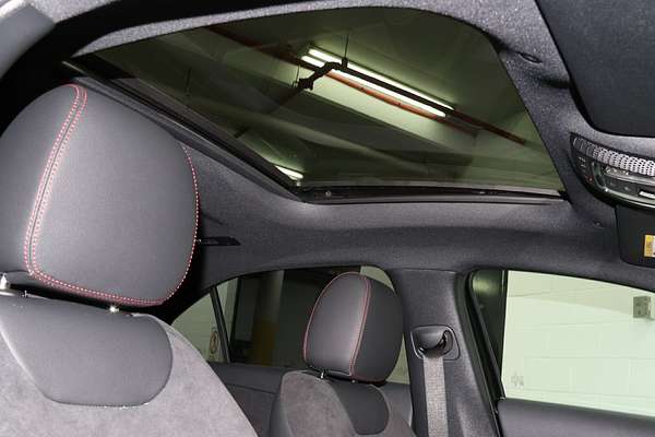 2024 Mercedes-Benz A-Class A250 V177