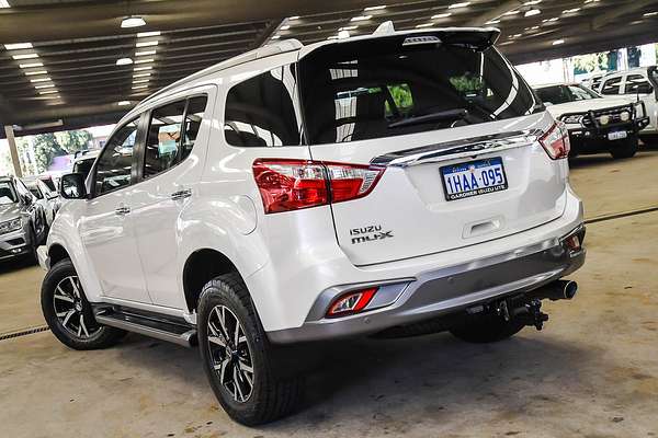 2020 Isuzu MU-X LS-T