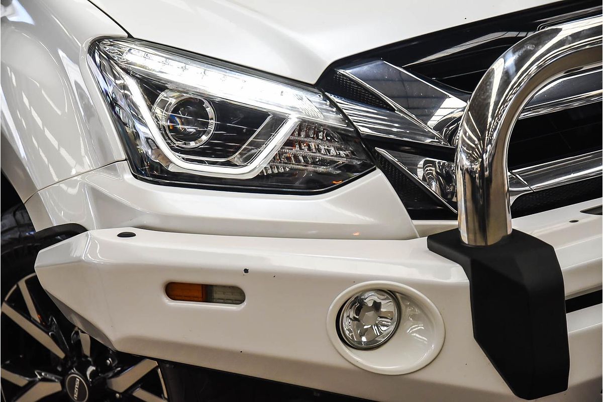 2020 Isuzu MU-X LS-T