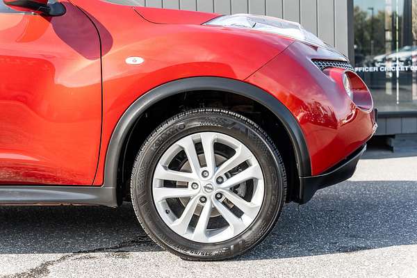 2013 Nissan JUKE ST F15