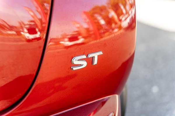 2013 Nissan JUKE ST F15