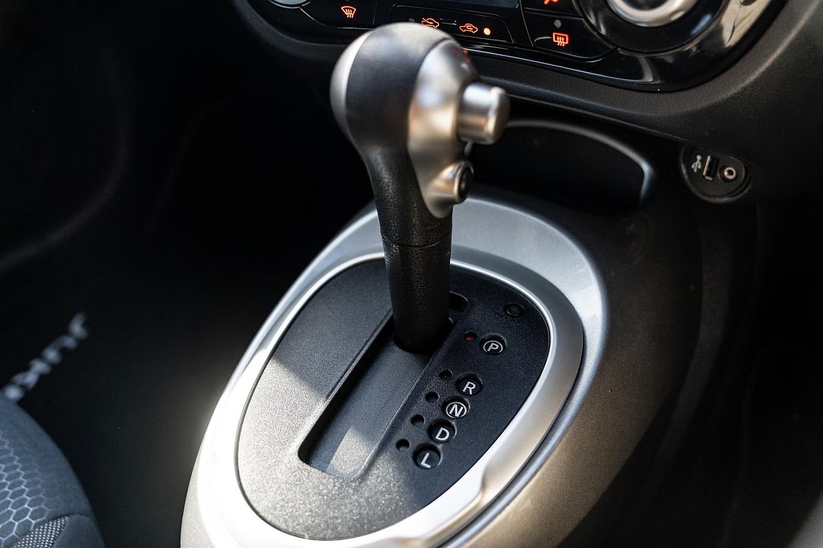 2013 Nissan JUKE ST F15