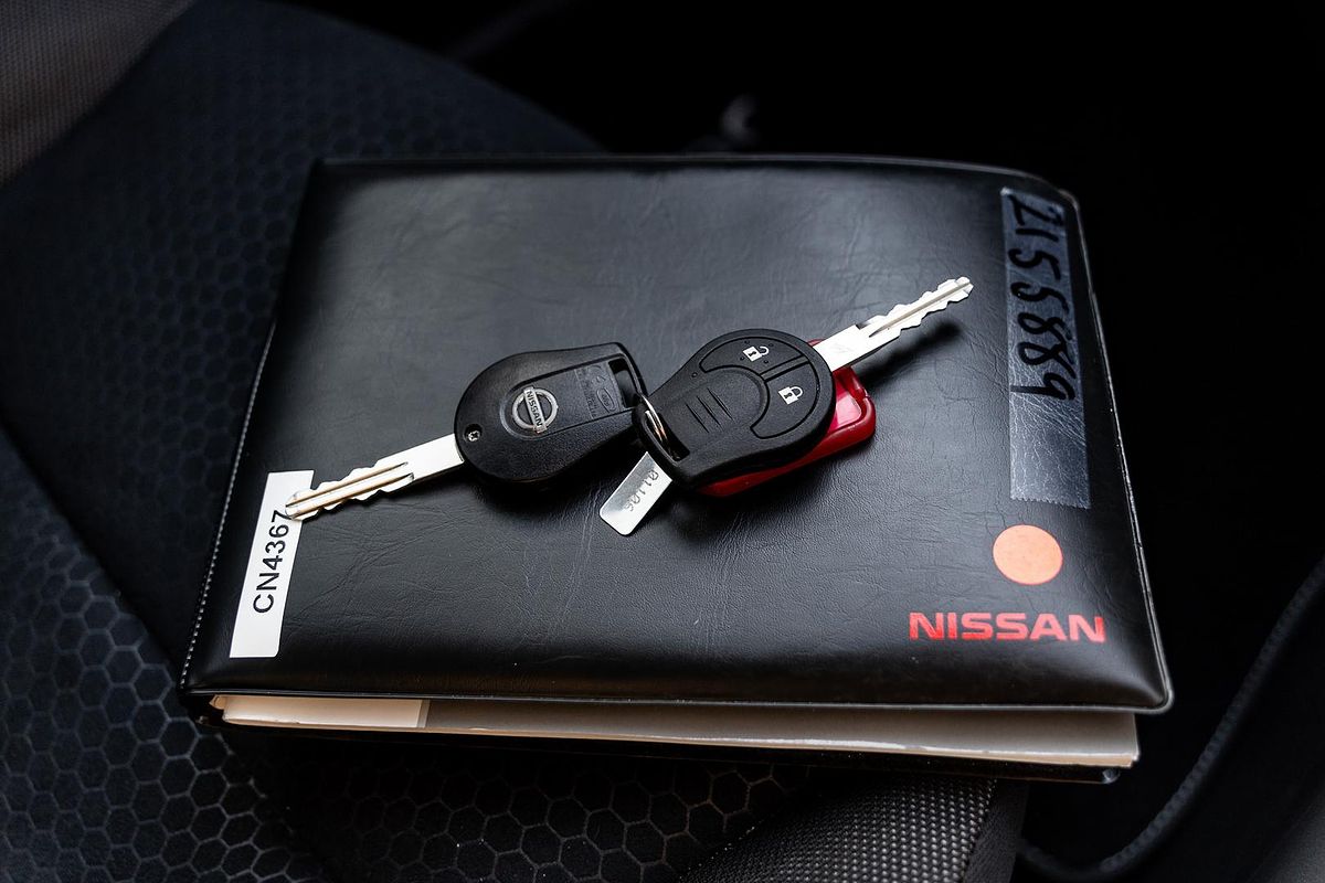 2013 Nissan JUKE ST F15