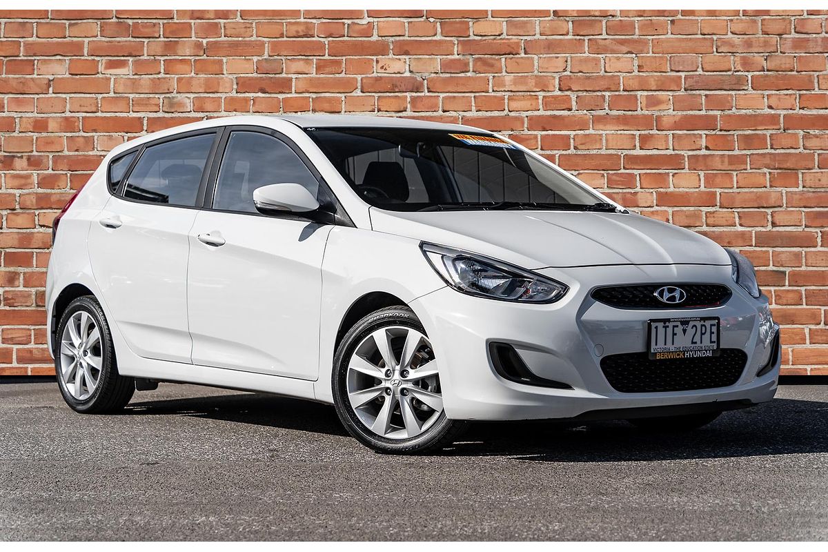 2019 Hyundai Accent Sport RB6