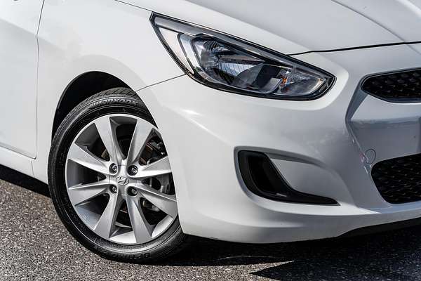 2019 Hyundai Accent Sport RB6