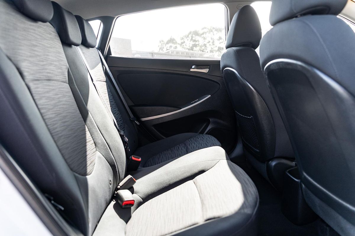 2019 Hyundai Accent Sport RB6