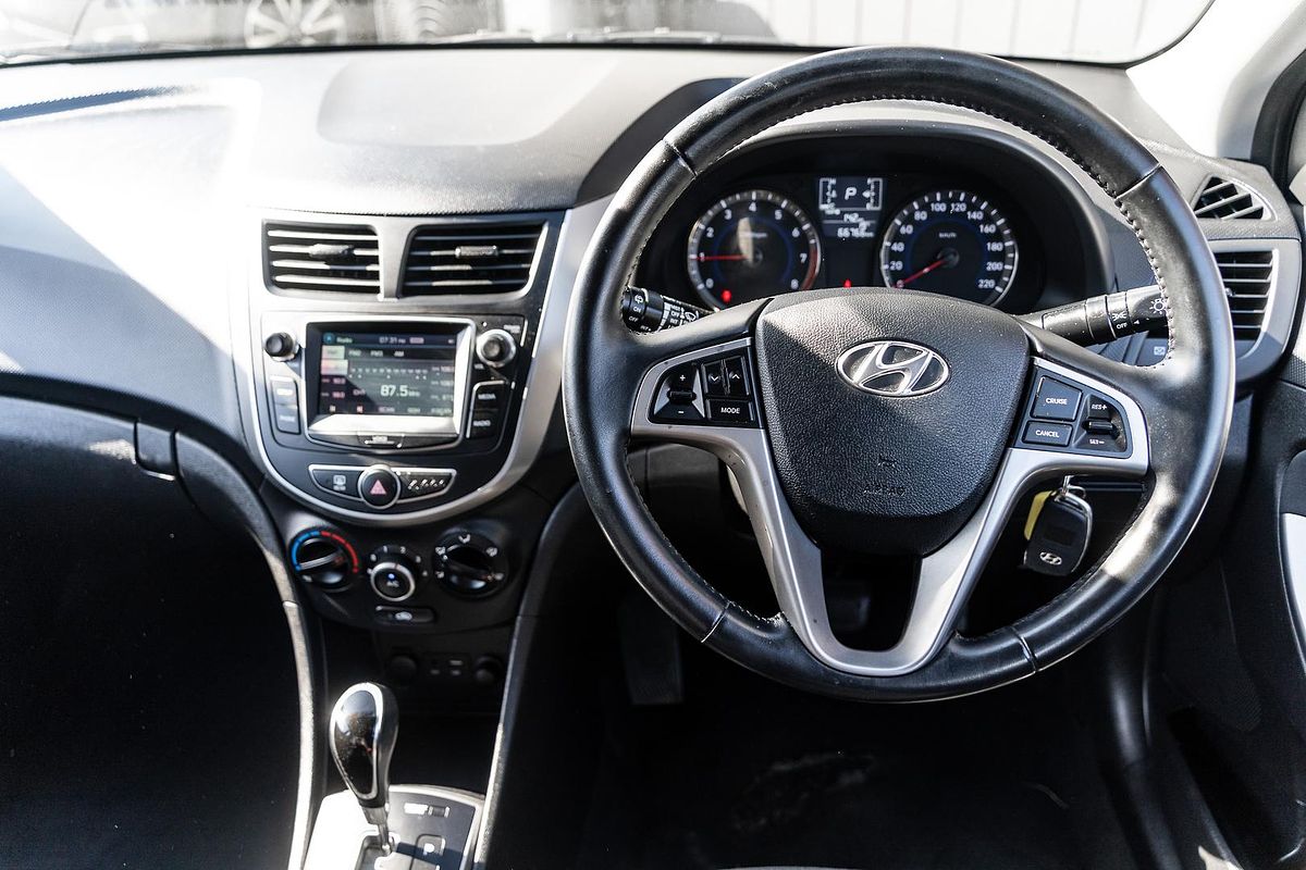 2019 Hyundai Accent Sport RB6