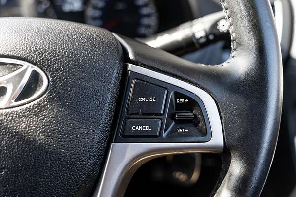 2019 Hyundai Accent Sport RB6
