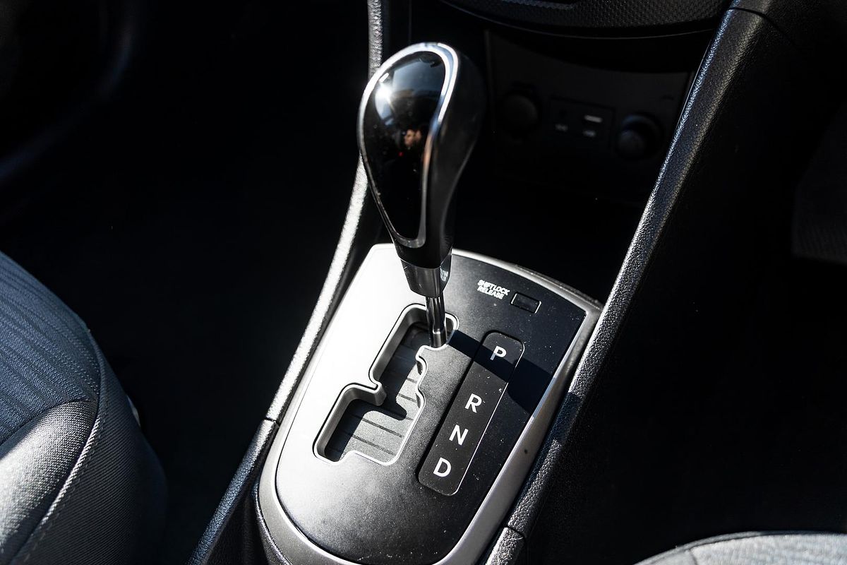 2019 Hyundai Accent Sport RB6