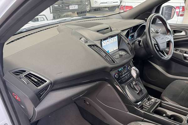 2018 Ford ESCAPE ST-LINE ZG MY19.25