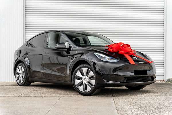 2023 Tesla Model Y Rear-Wheel Drive