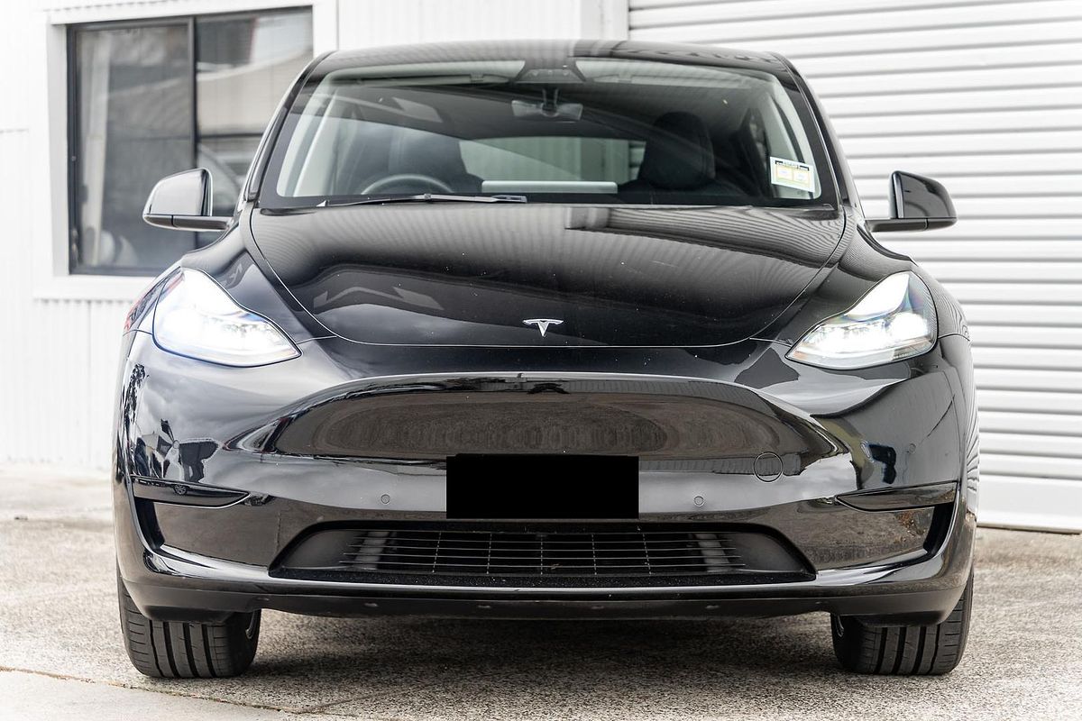 2023 Tesla Model Y Rear-Wheel Drive