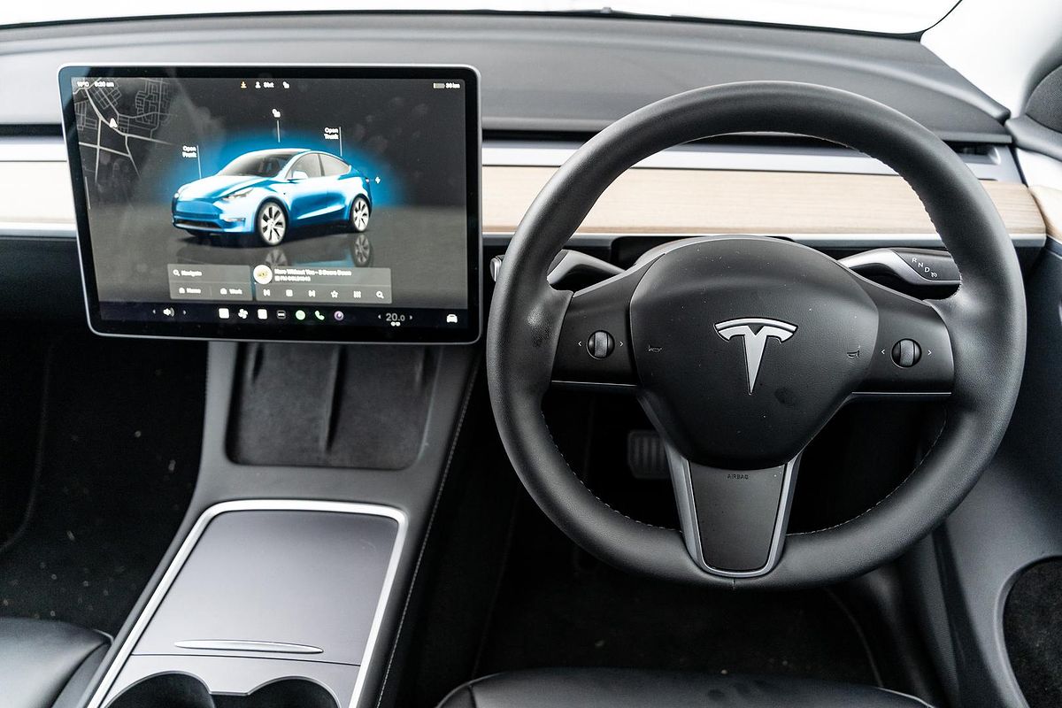 2023 Tesla Model Y Rear-Wheel Drive