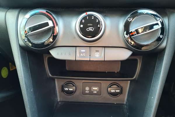 2017 Hyundai Kona Active OS
