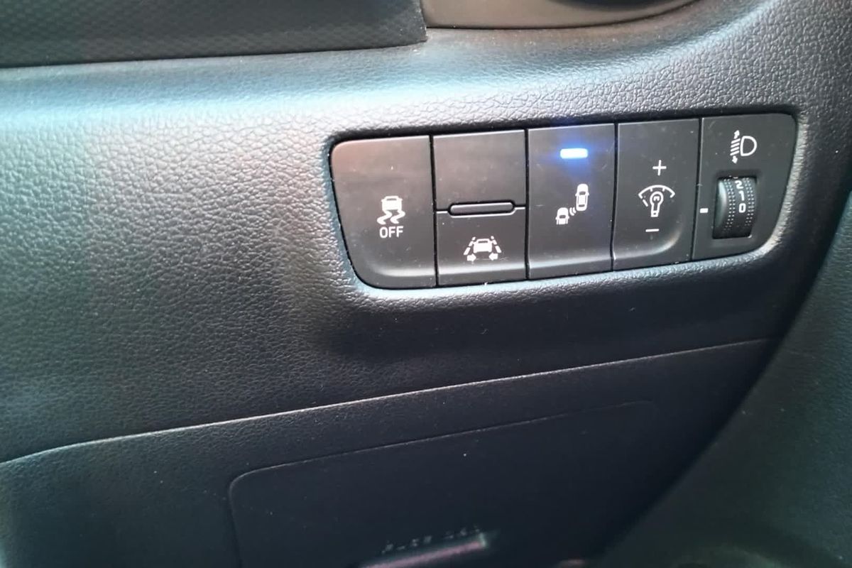 2017 Hyundai Kona Active OS