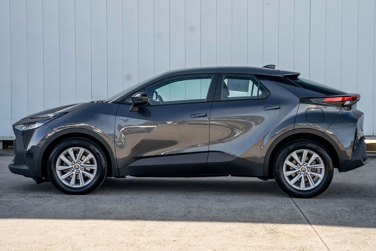 2024 Toyota C-HR GXL ZYX20R