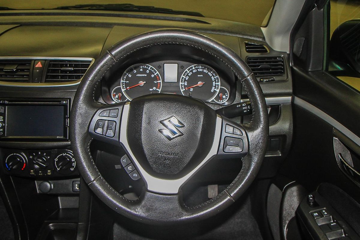 2016 Suzuki Swift GL Navigator FZ