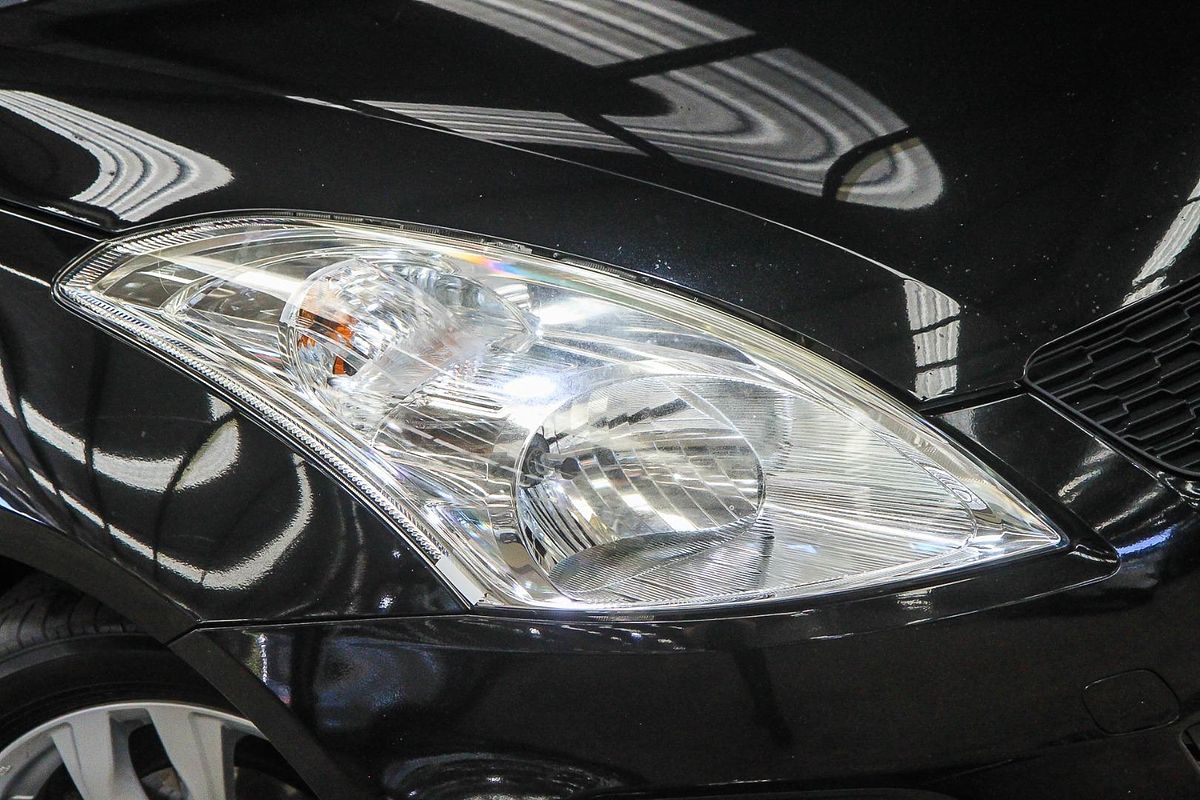 2016 Suzuki Swift GL Navigator FZ