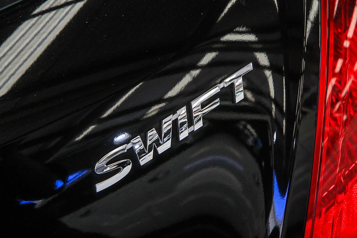 2016 Suzuki Swift GL Navigator FZ