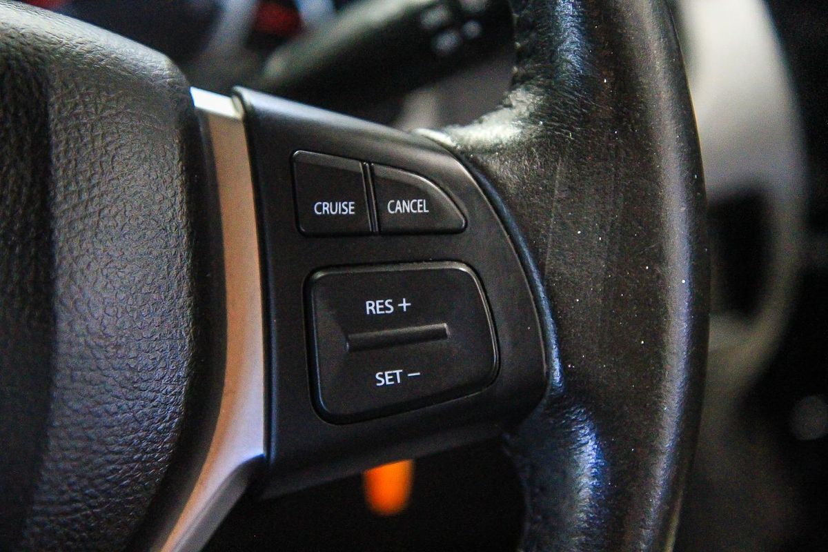 2016 Suzuki Swift GL Navigator FZ