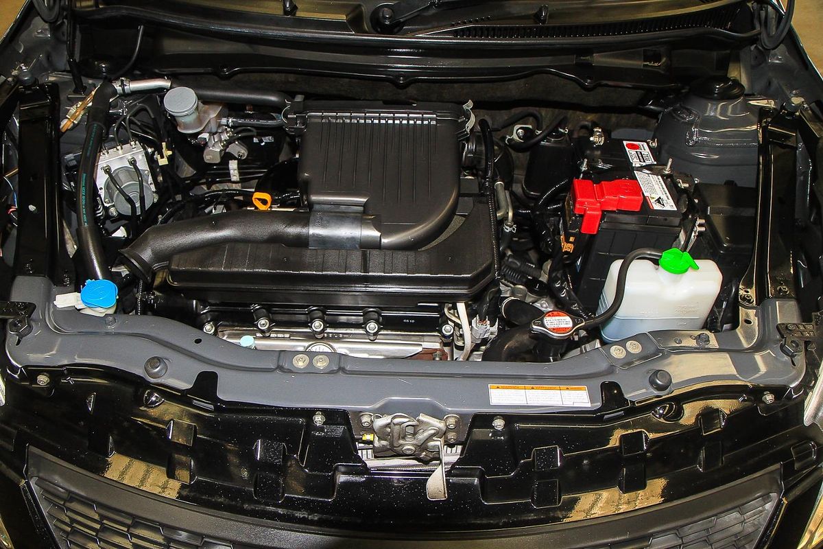 2016 Suzuki Swift GL Navigator FZ