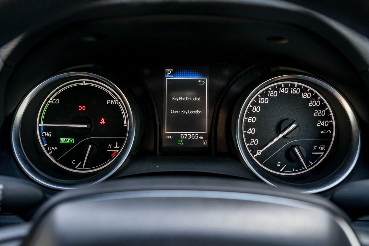 2022 Toyota Camry Ascent AXVH70R
