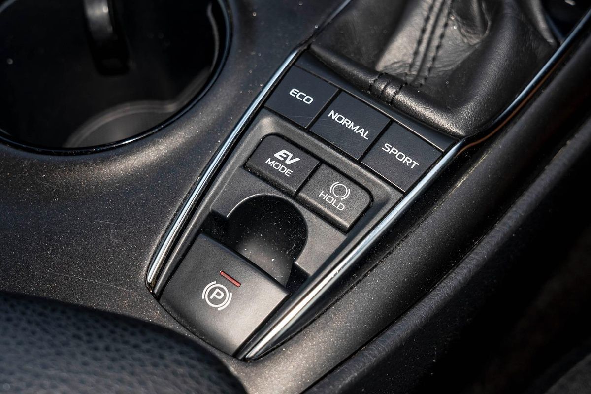 2022 Toyota Camry Ascent AXVH70R