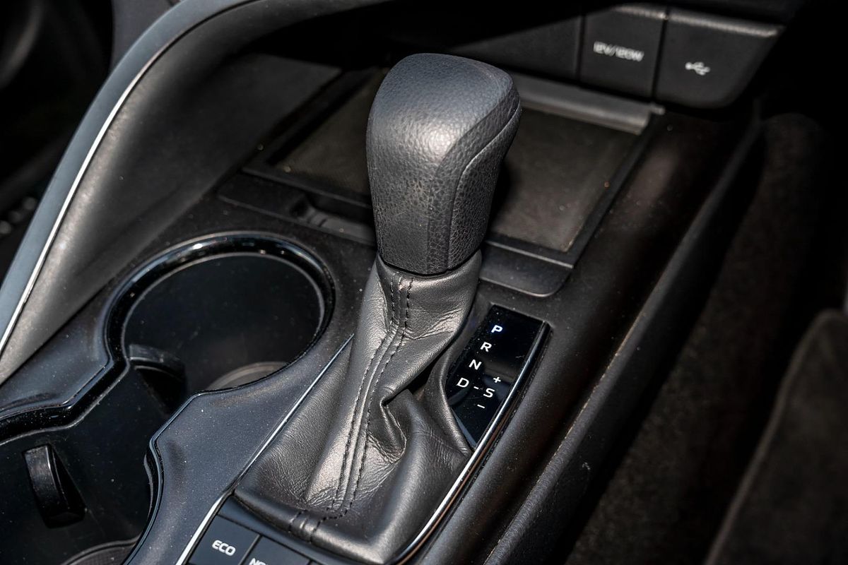 2022 Toyota Camry Ascent AXVH70R