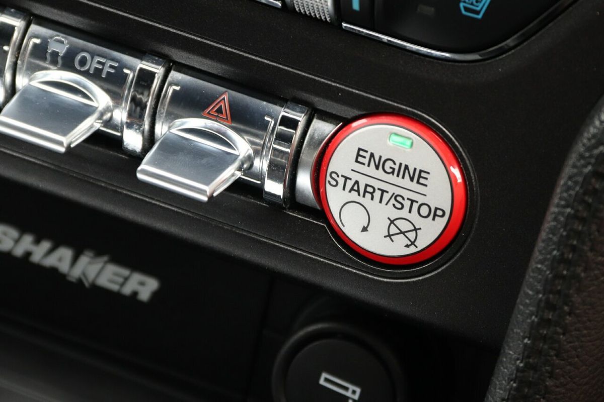 2016 Ford Mustang  FM