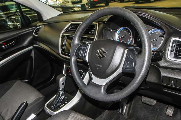 2015 Suzuki S-Cross GL JY