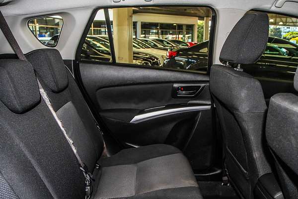 2015 Suzuki S-Cross GL JY