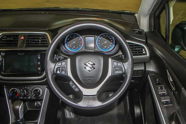 2015 Suzuki S-Cross GL JY
