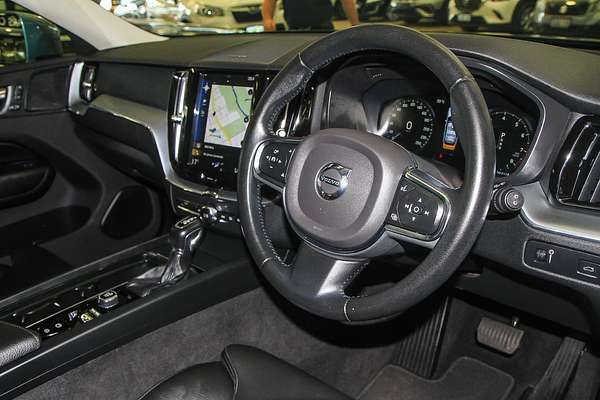 2019 Volvo XC60 T5 Momentum