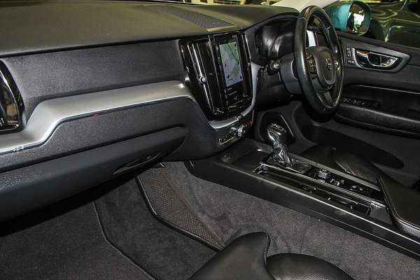 2019 Volvo XC60 T5 Momentum