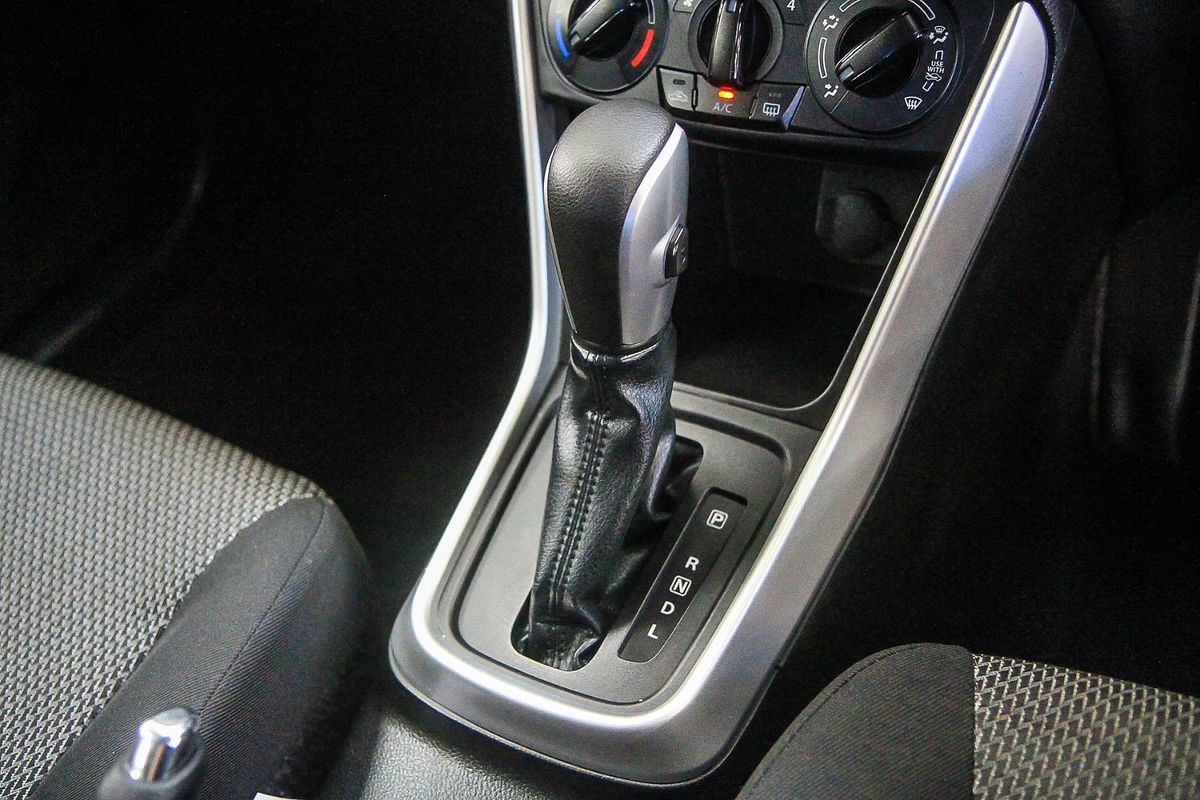 2015 Suzuki S-Cross GL JY